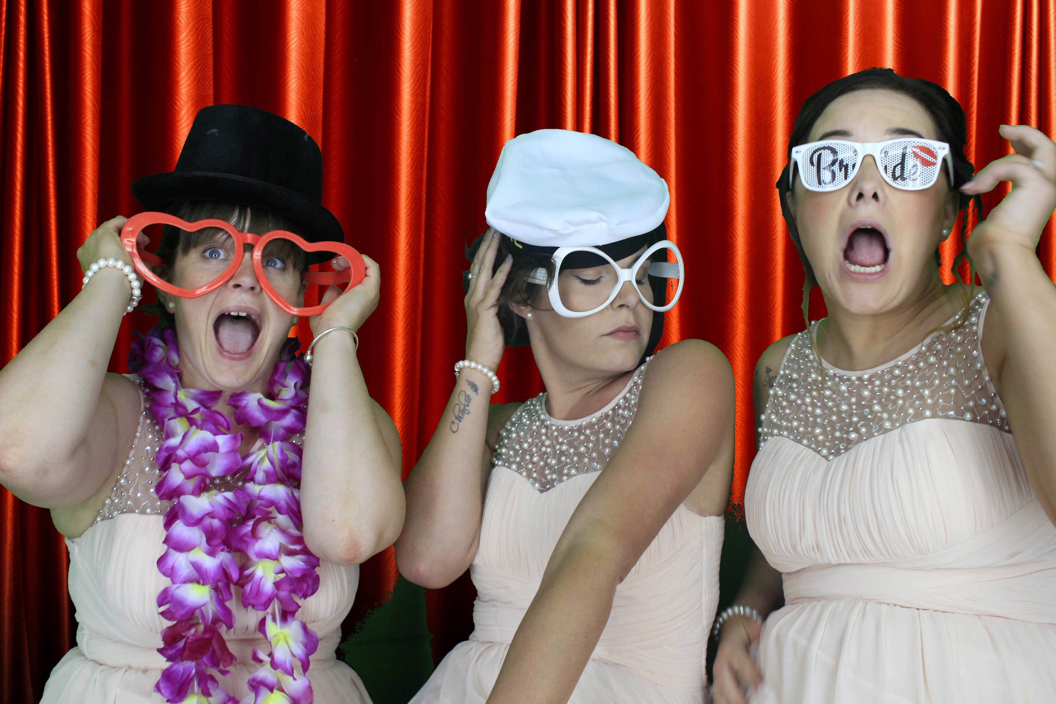 Graham and Rhiannon's Wedding | View more photos from the event at gallery.myphotoboothexperience.co.uk/u/MyPhotoBoothExperienceLtd/Graham-and-Rhiannons-Wedding